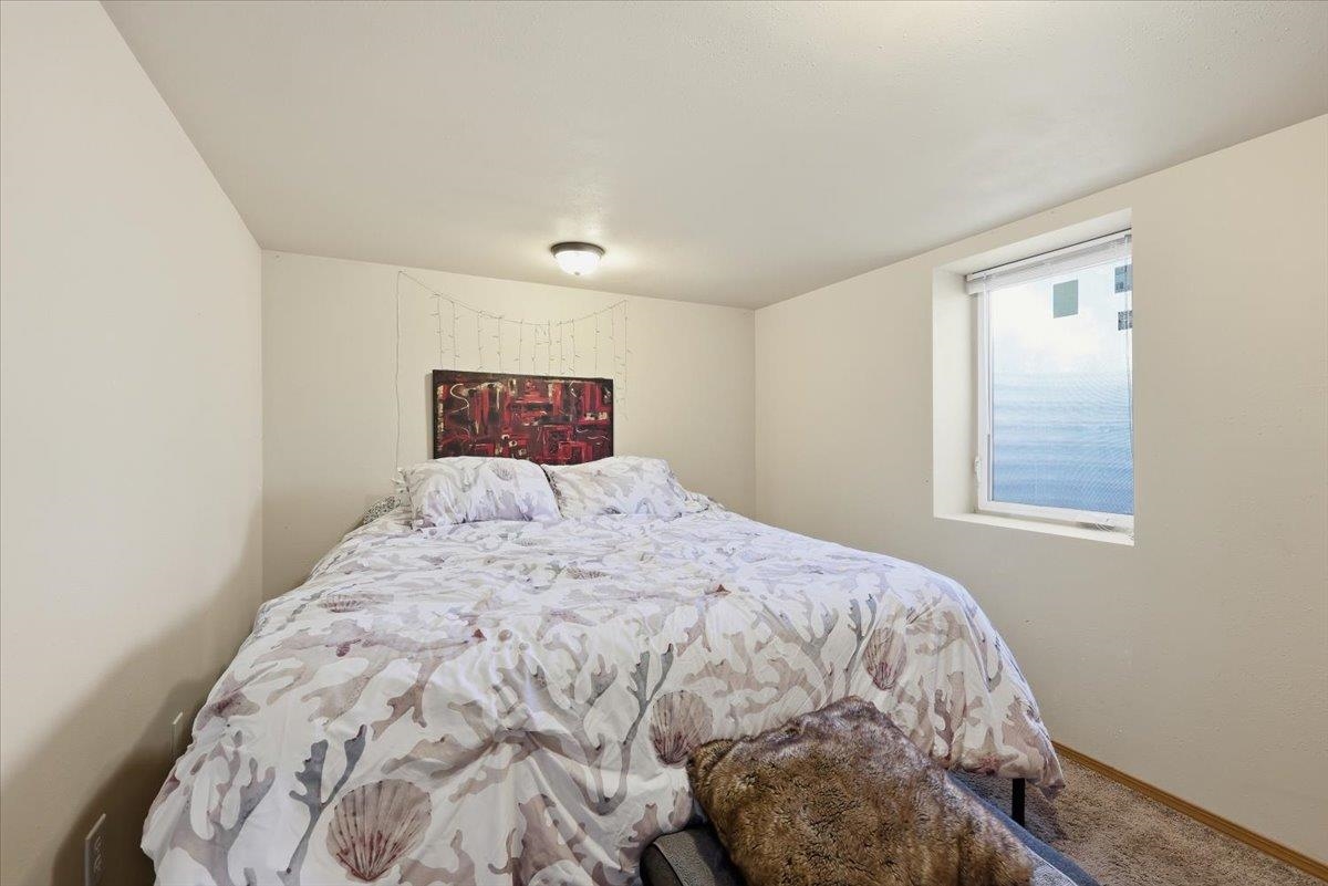2025 E Glass Ave - Photo 21