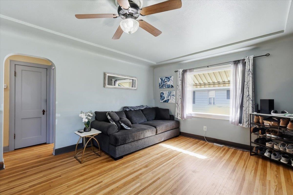 2025 E Glass Ave - Photo 7