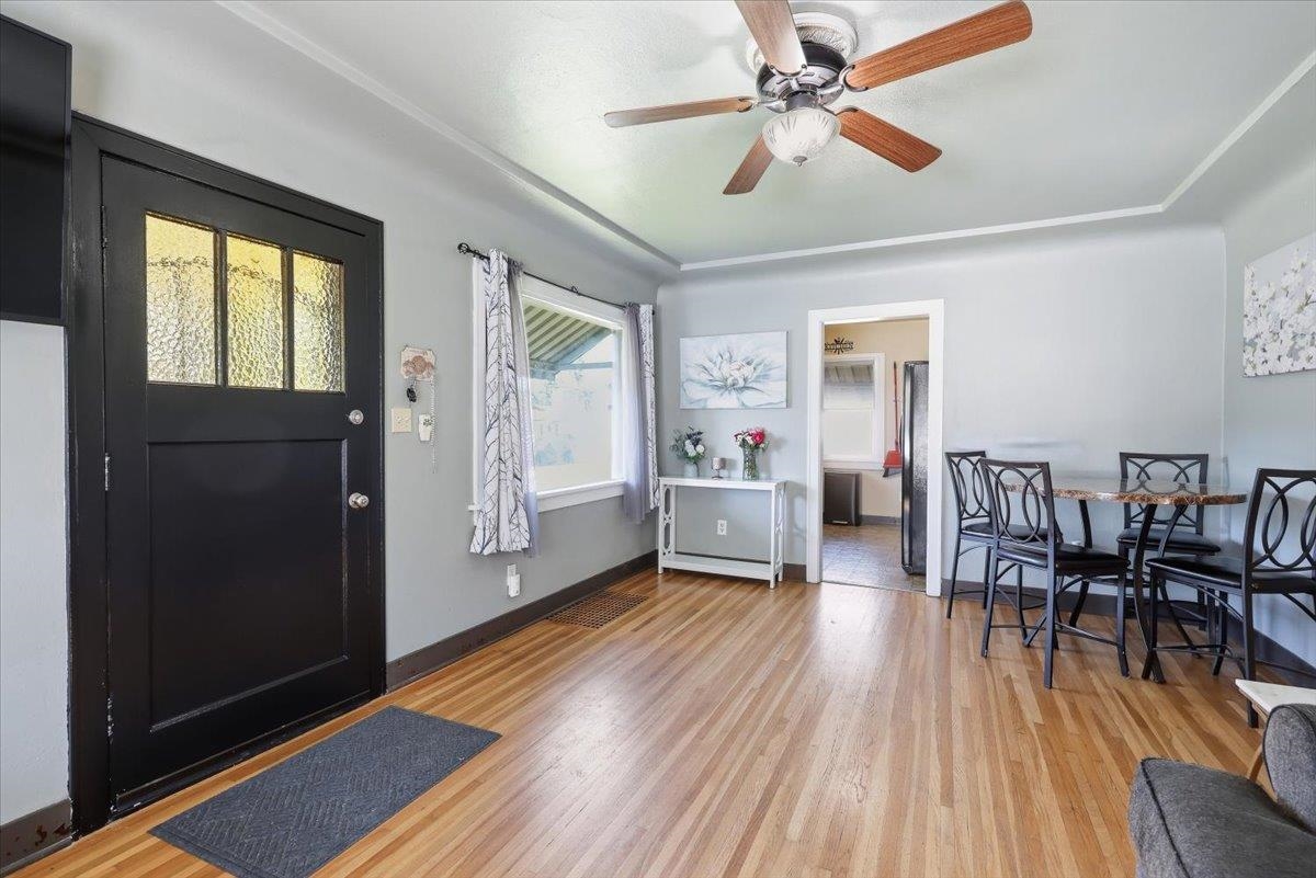 2025 E Glass Ave - Photo 8