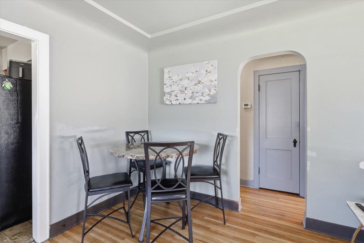 2025 E Glass Ave - Photo 10