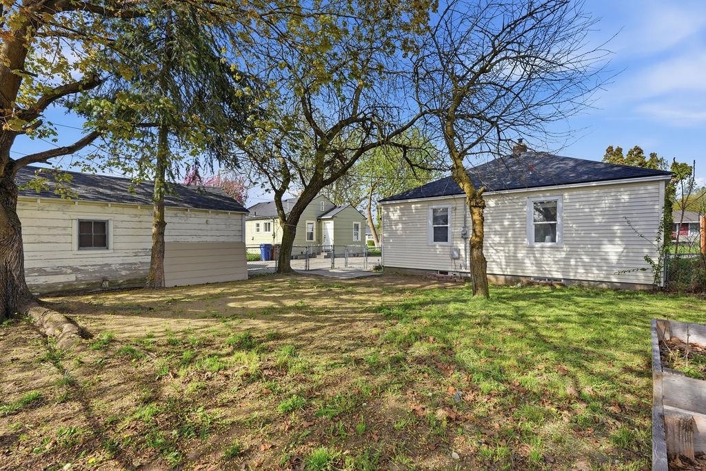 6116 N LINCOLN St - Photo 32