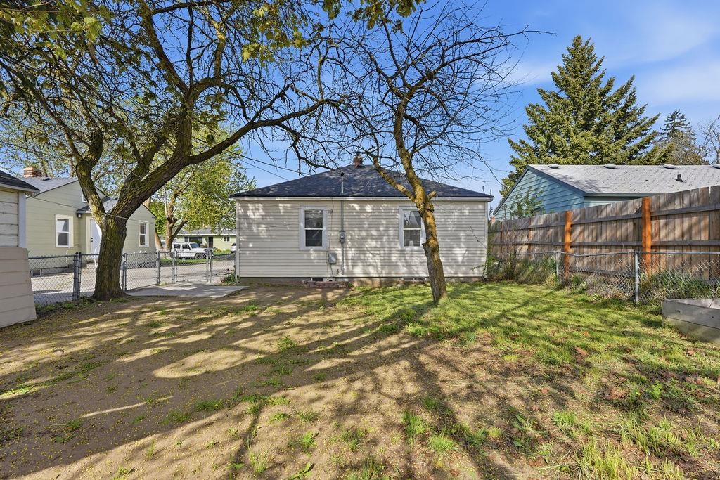 6116 N LINCOLN St - Photo 34