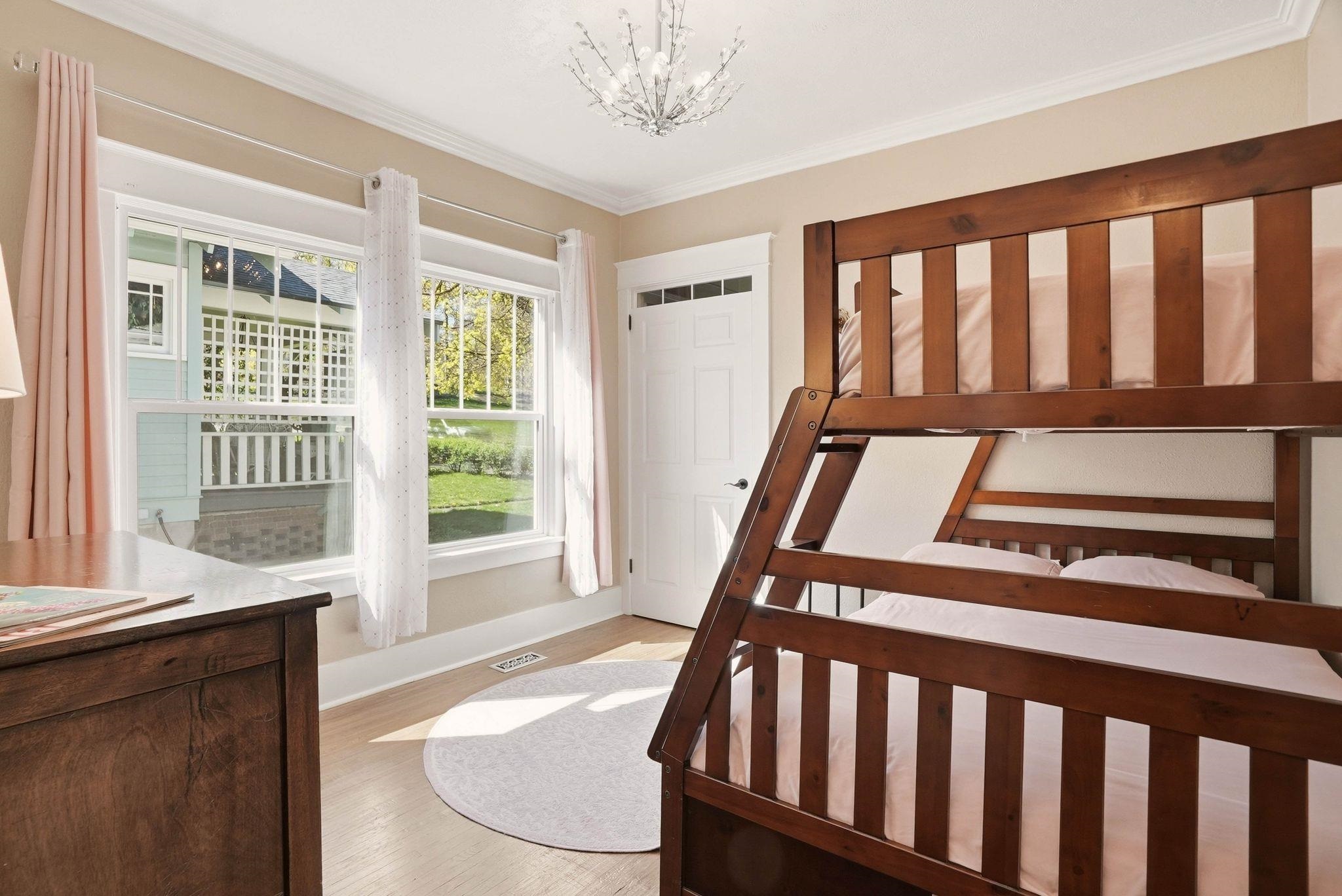 1823 S Grand Blvd - Photo 17