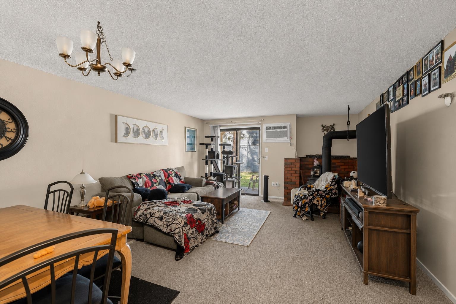 8737 N Colton St - Photo 5