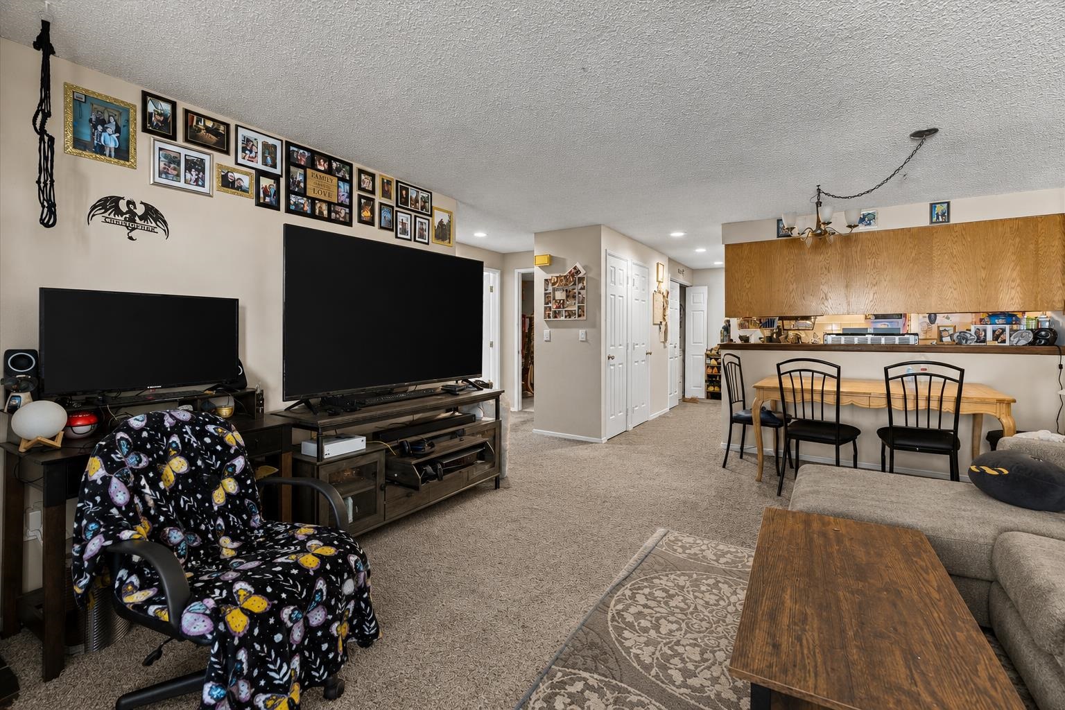 8737 N Colton St - Photo 6