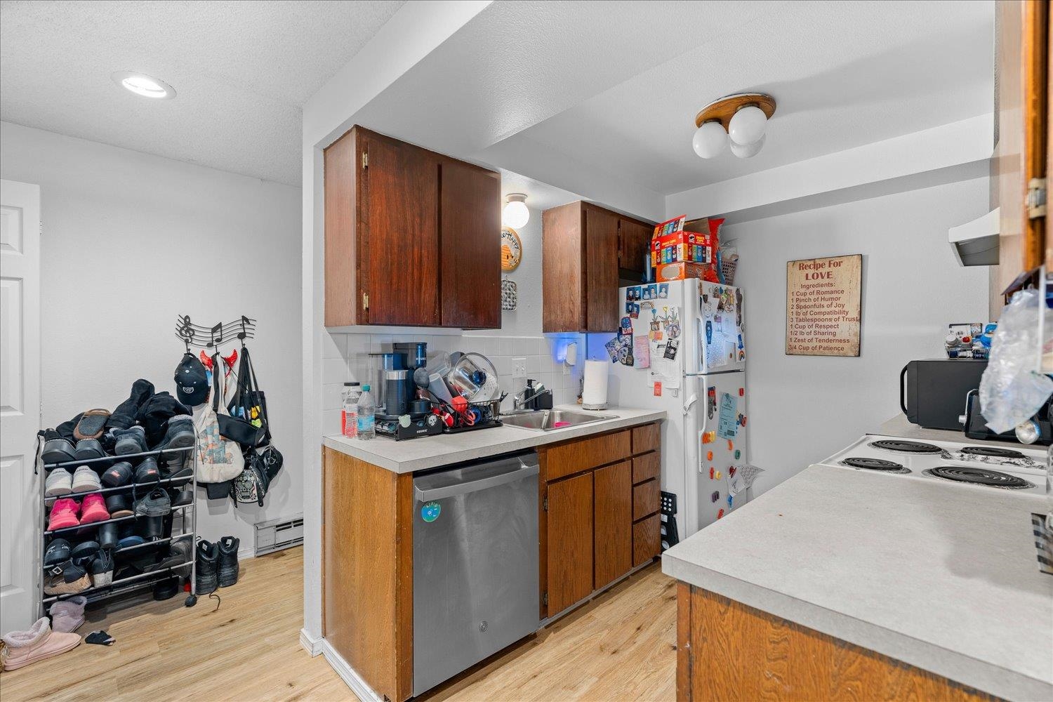 8737 N Colton St - Photo 10