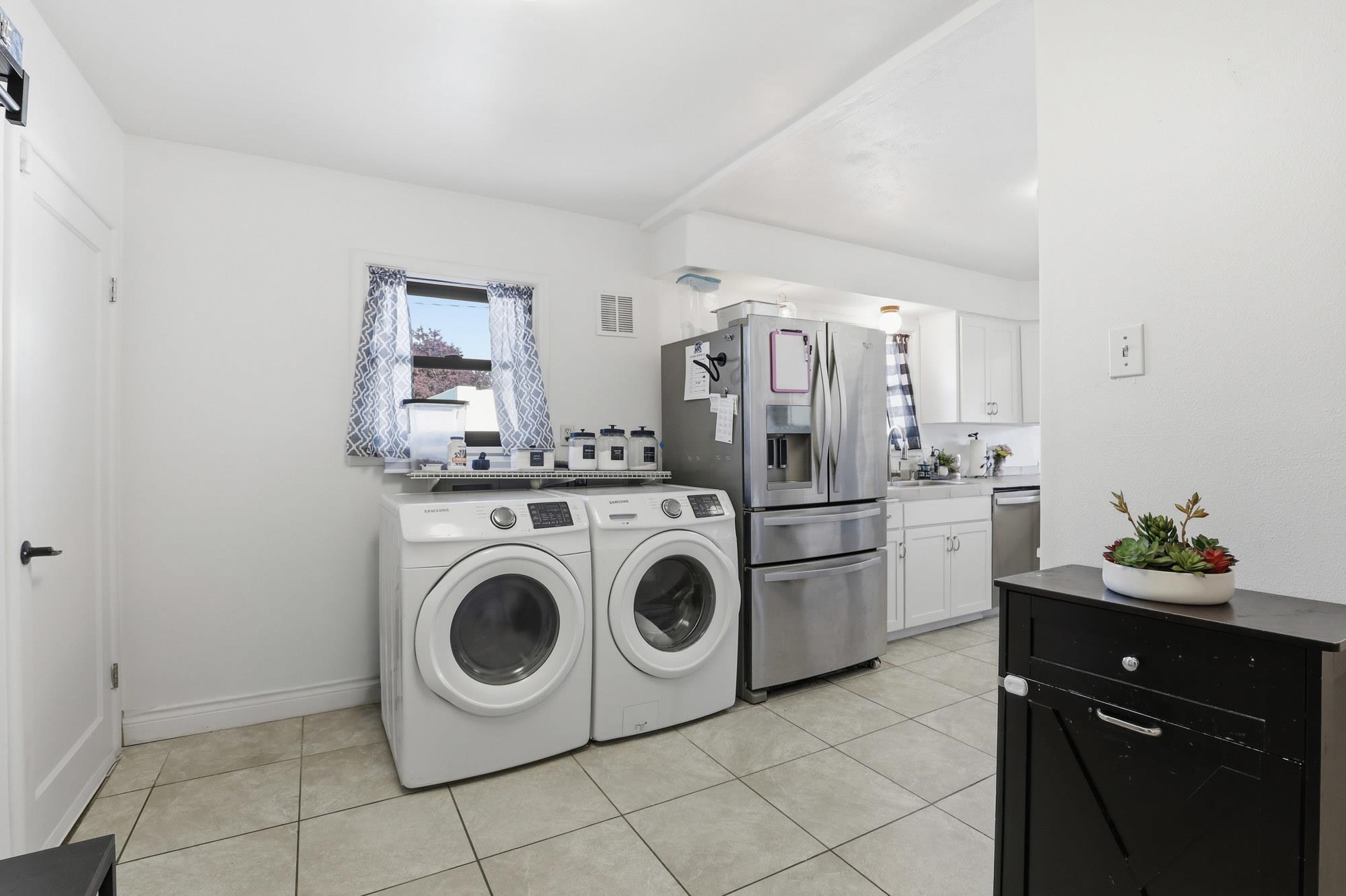 9723 E Broadway Ave - Photo 29