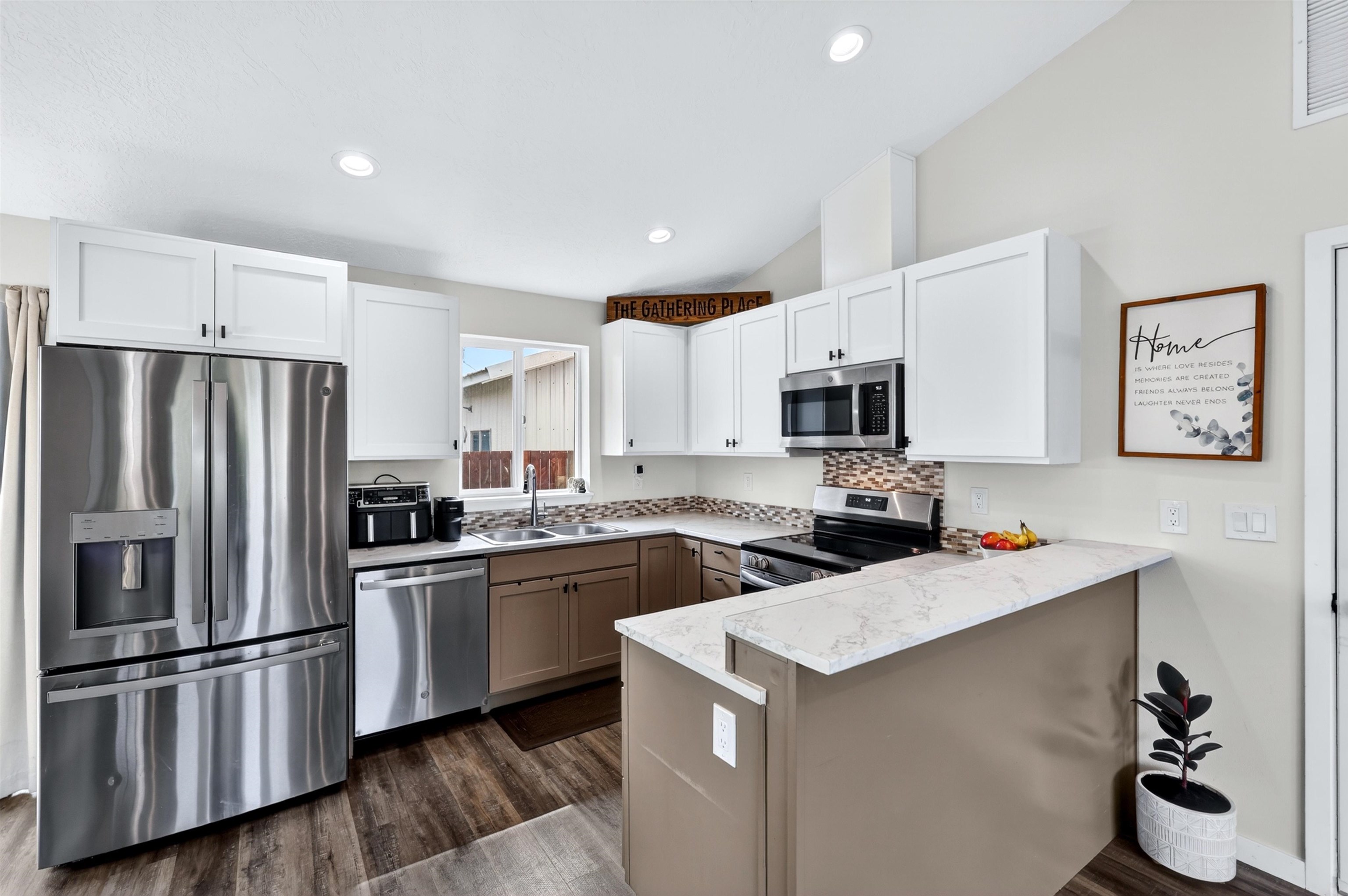 817 Park St - Photo 12