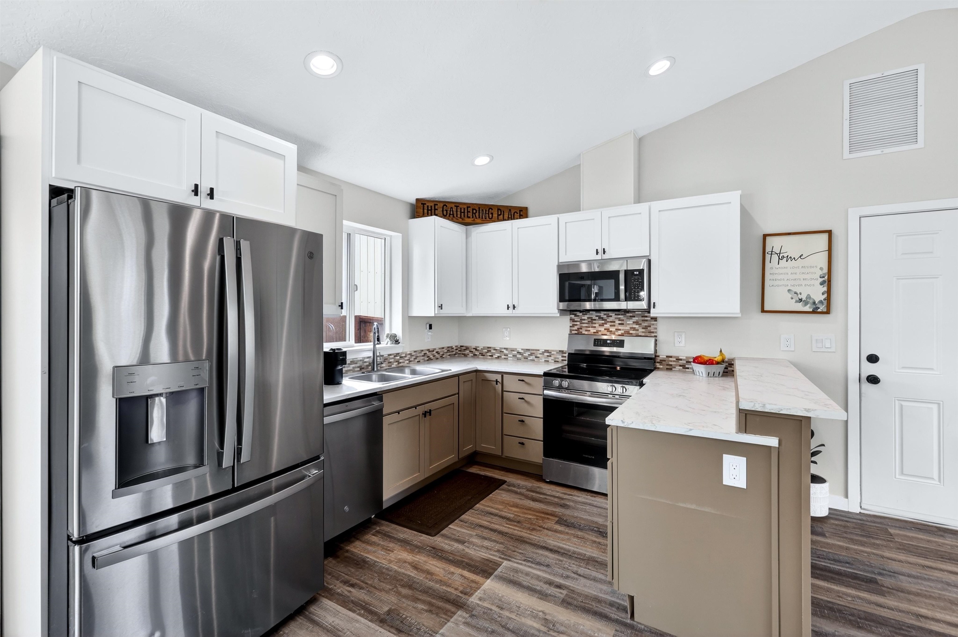 817 Park St - Photo 14