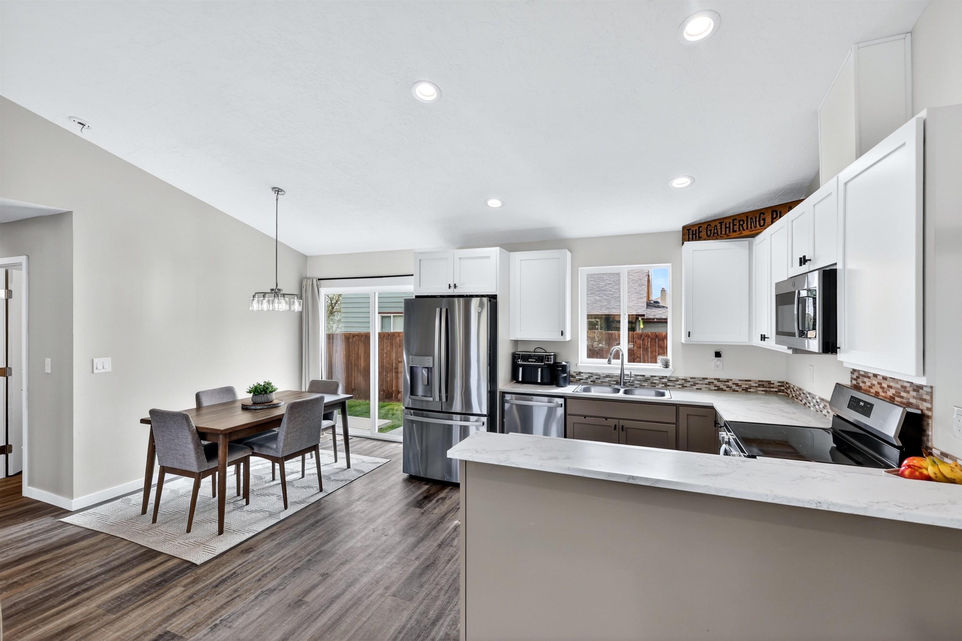 817 Park St - Photo 7