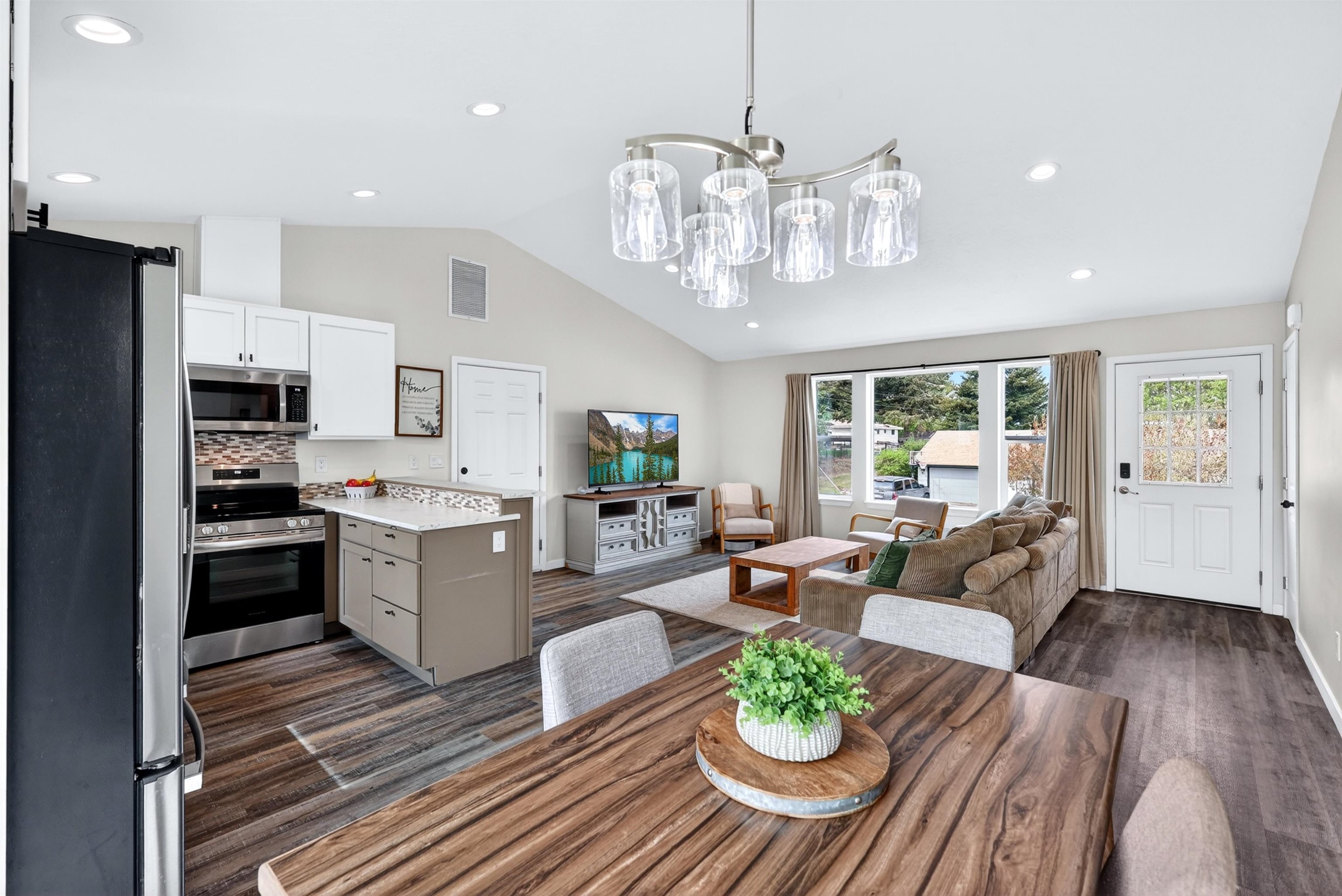 817 Park St - Photo 9