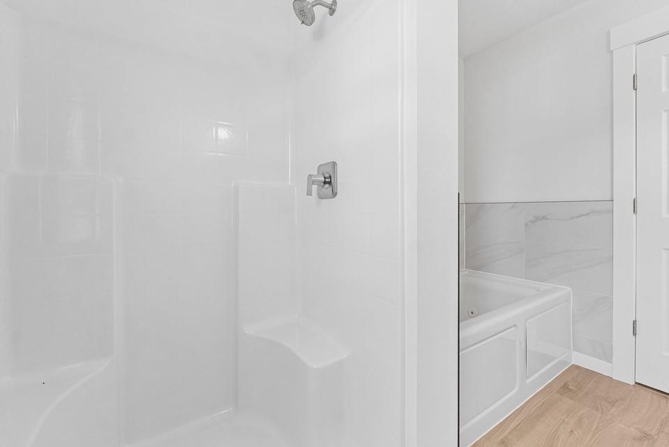 915 W Main St - Photo 19