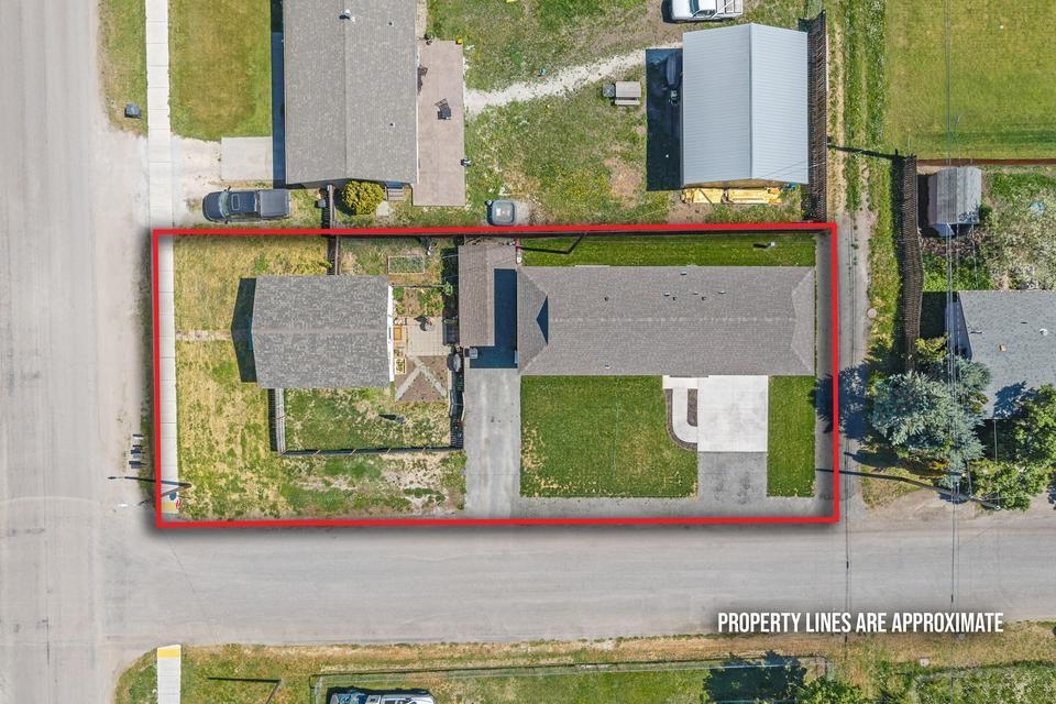 915 W Main St - Photo 7