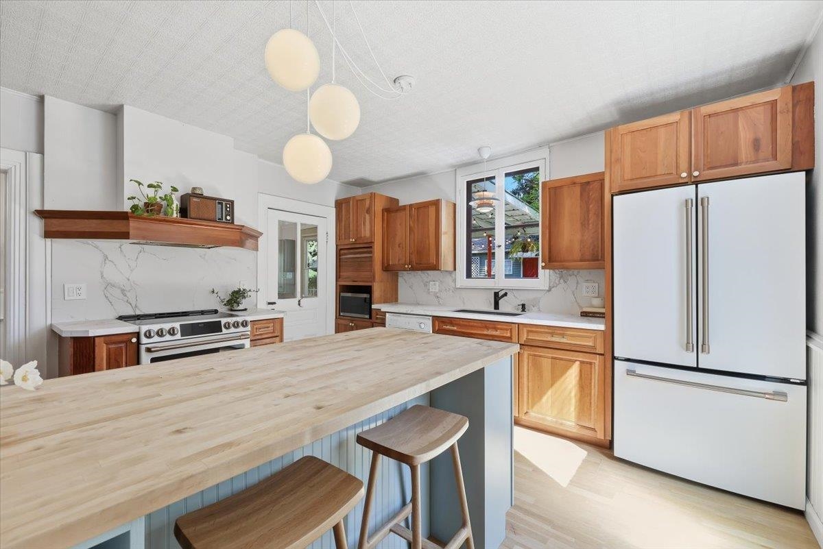 2124 W 5th Ave - Photo 21