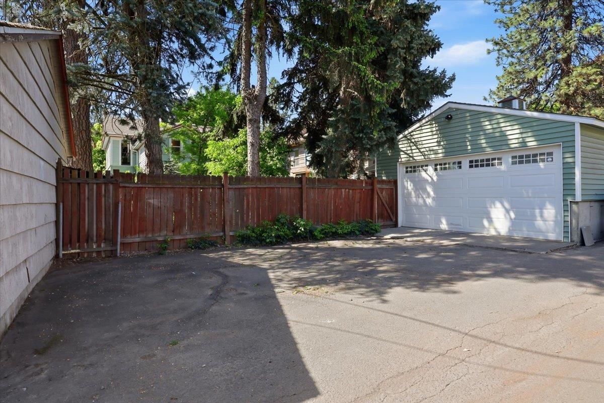 2124 W 5th Ave - Photo 37