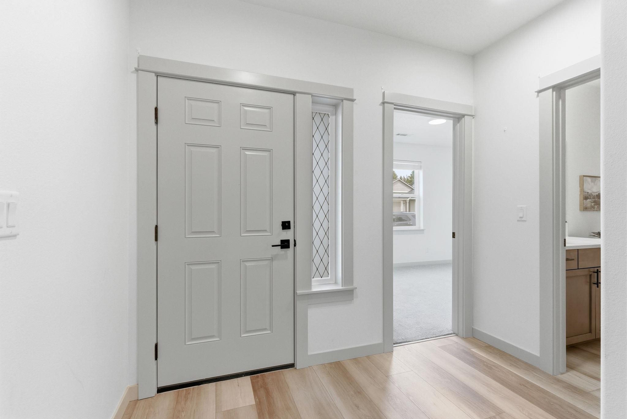 2245 W Jay Ave - Photo 2