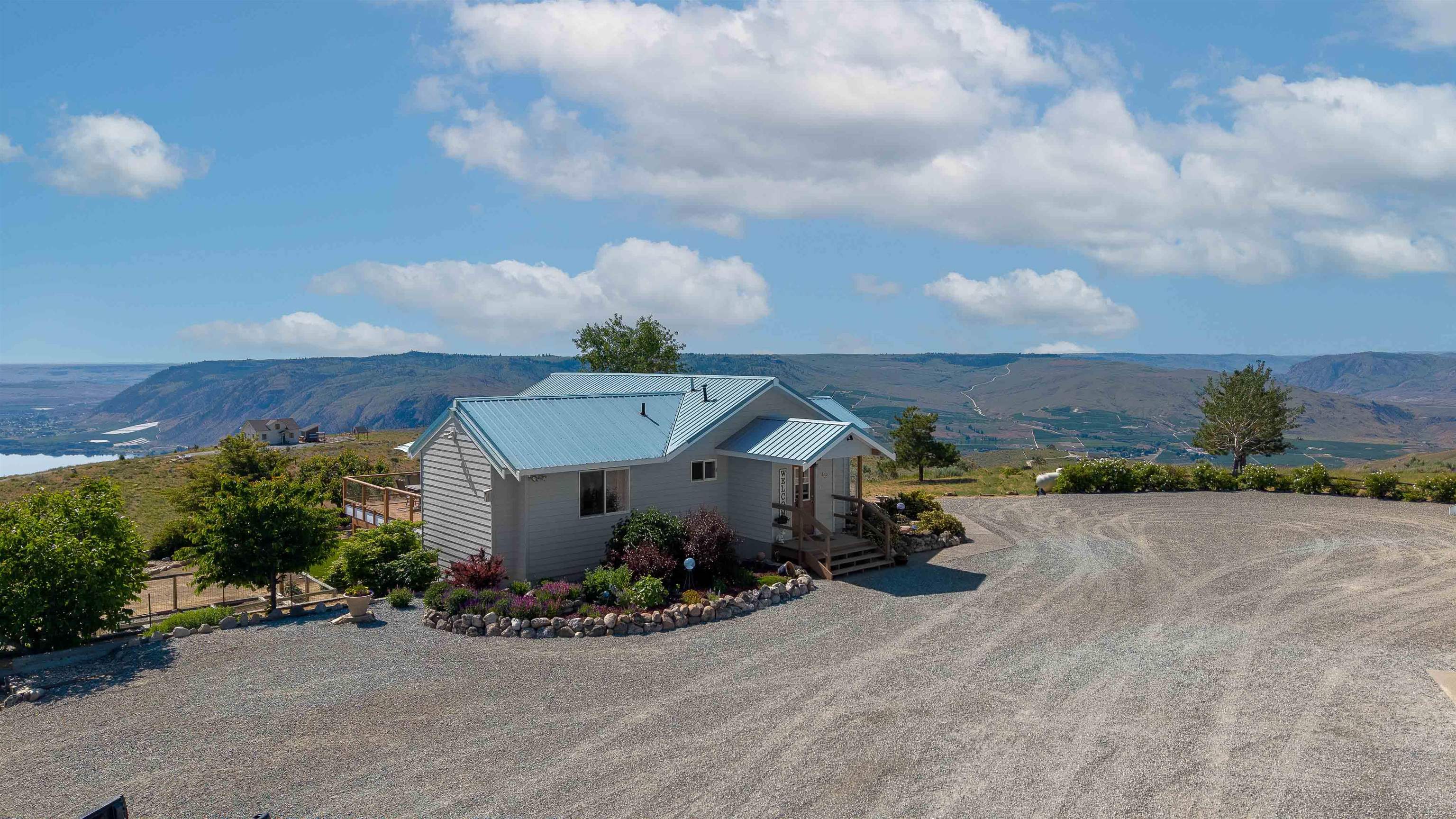 24 Cielo Cir - Photo 1