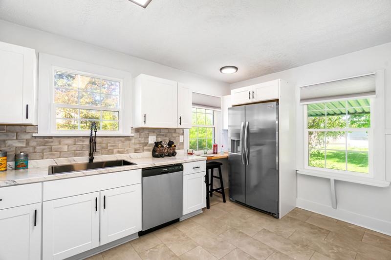 1903 E Providence Ave Ave - Photo 7