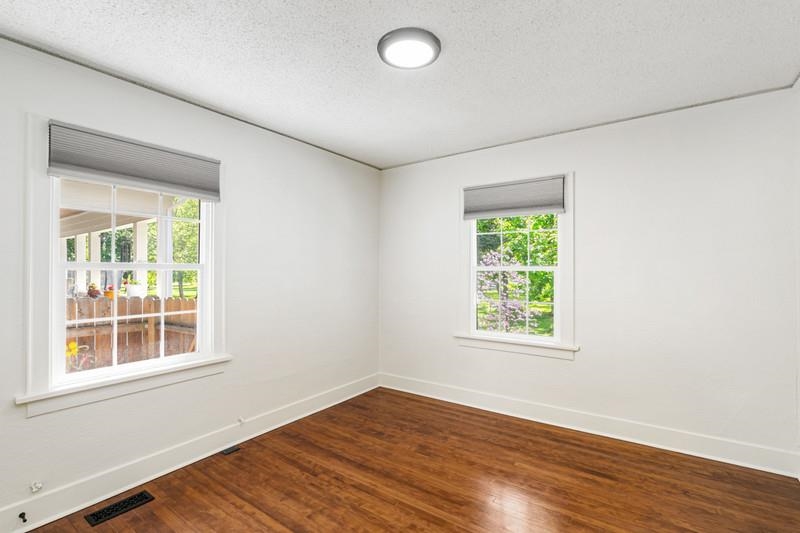 1903 E Providence Ave Ave - Photo 8