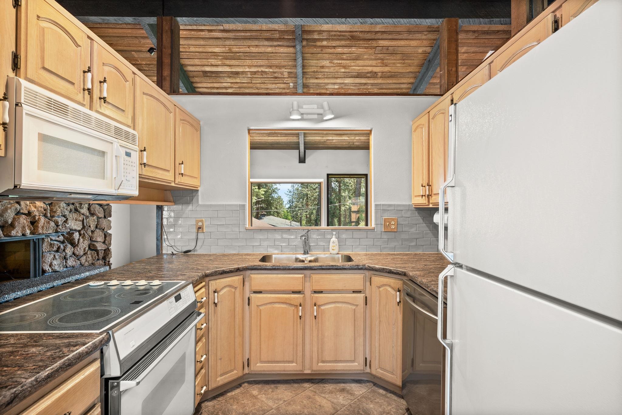 4618 N Ely Rd - Photo 3
