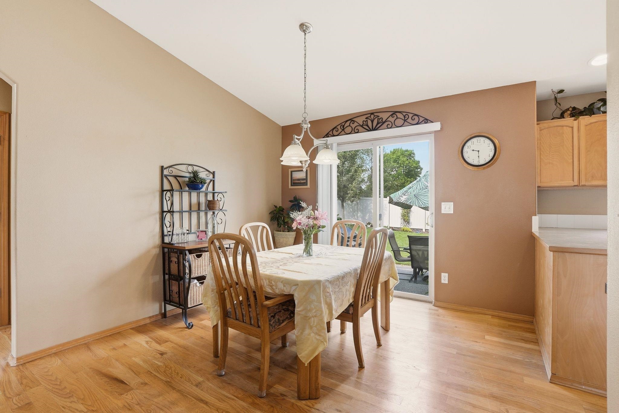 1303 N Simpson Rd - Photo 8