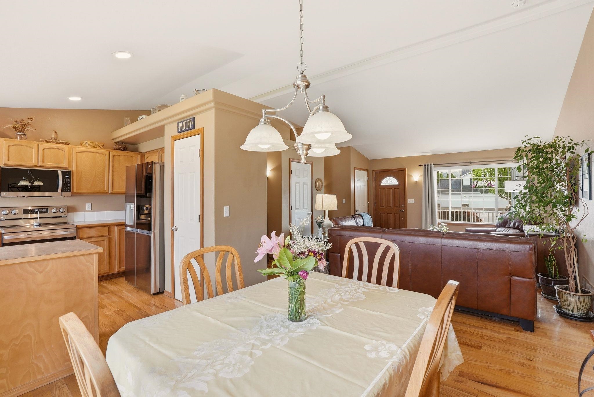 1303 N Simpson Rd - Photo 9