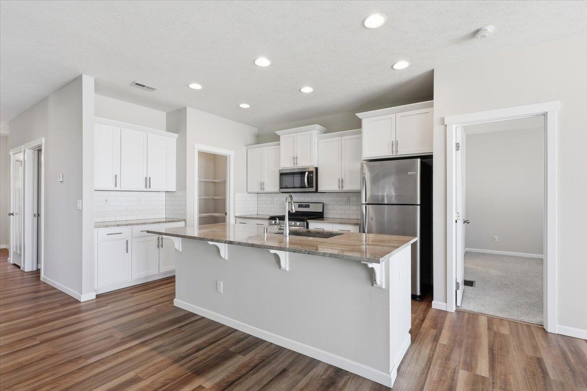 1613 W Lavender Ct - Photo 4
