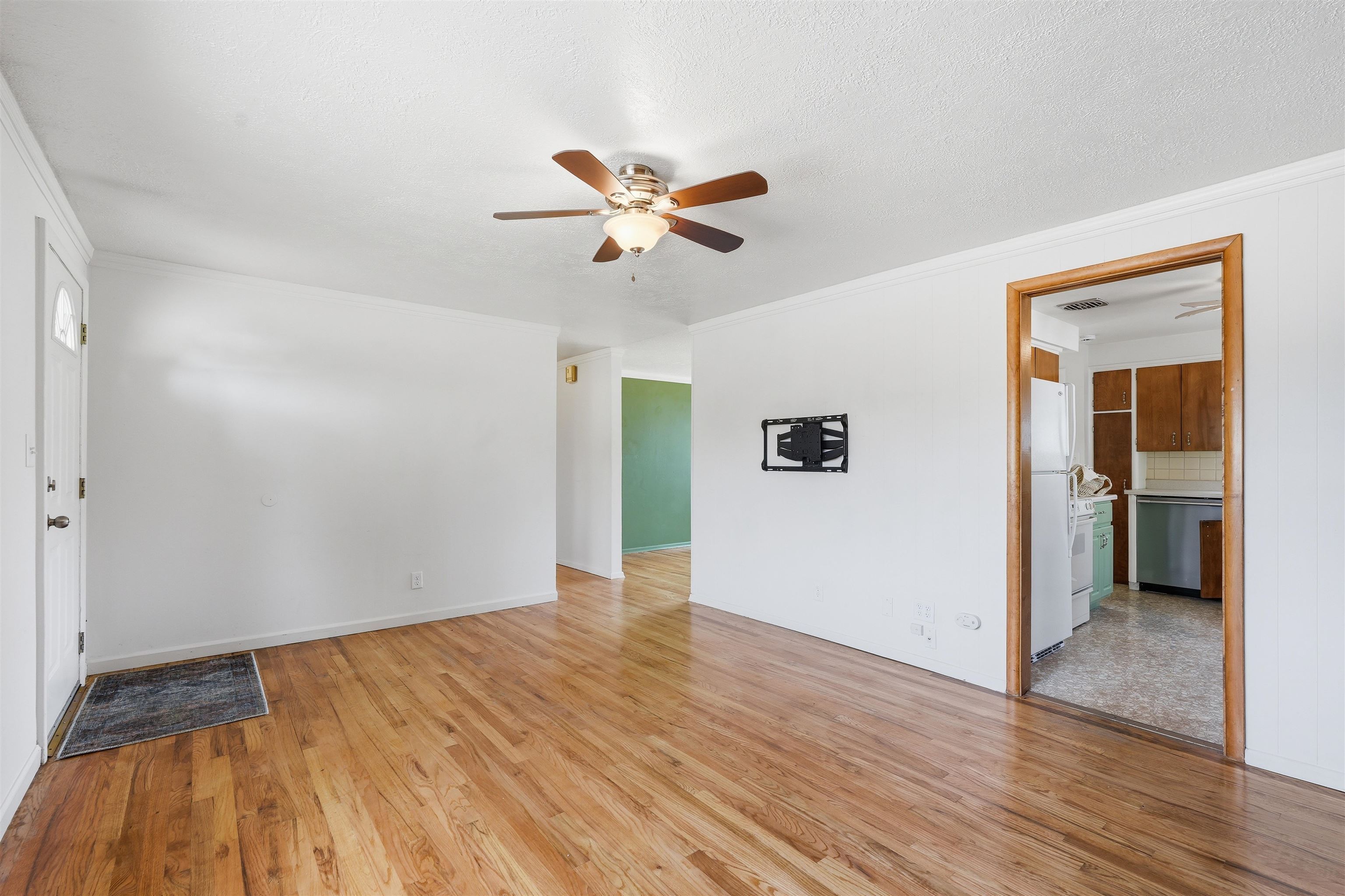 4011 W Everett Ave - Photo 12