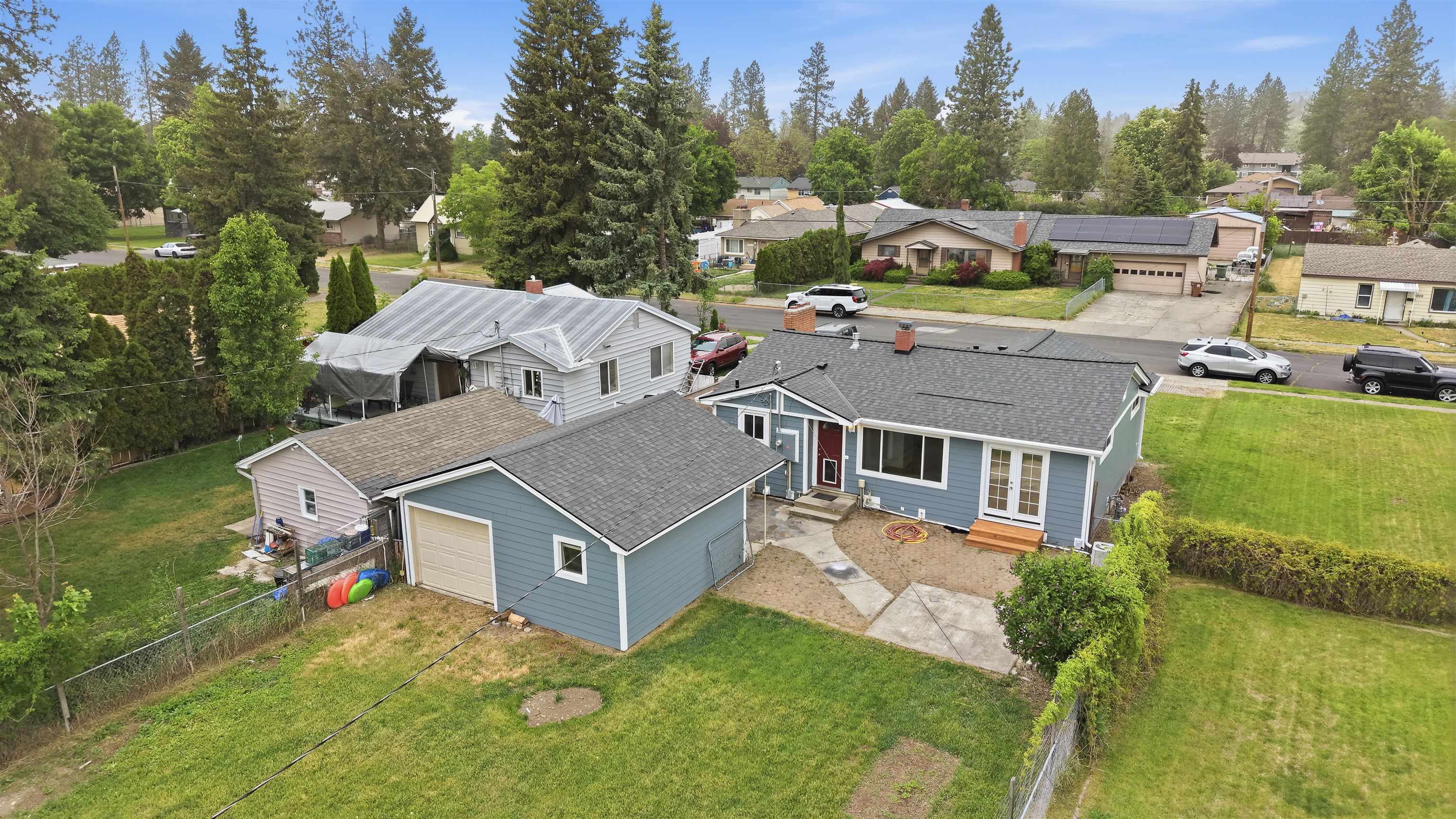 4011 W Everett Ave - Photo 3