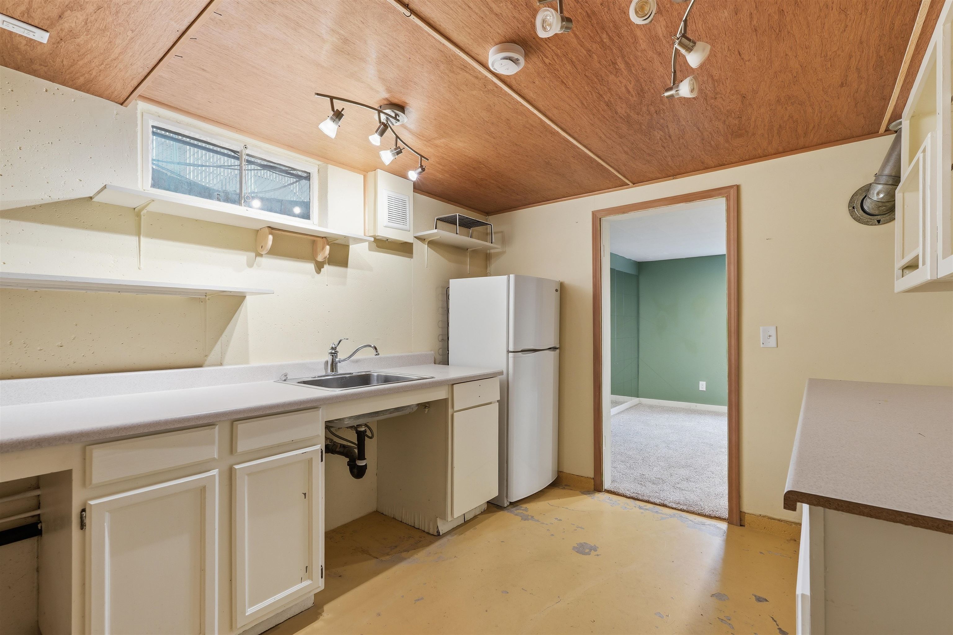 4011 W Everett Ave - Photo 29