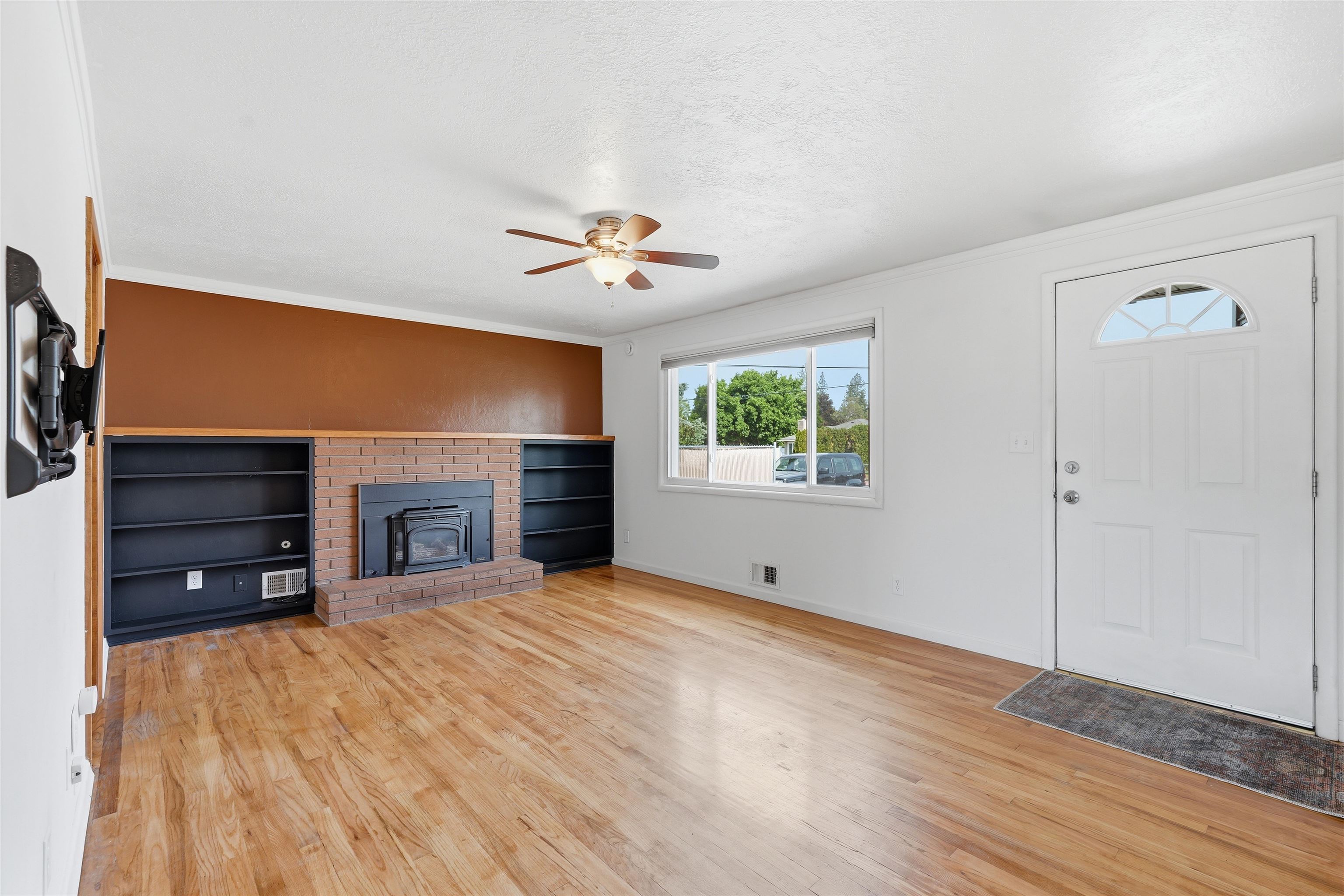 4011 W Everett Ave - Photo 8