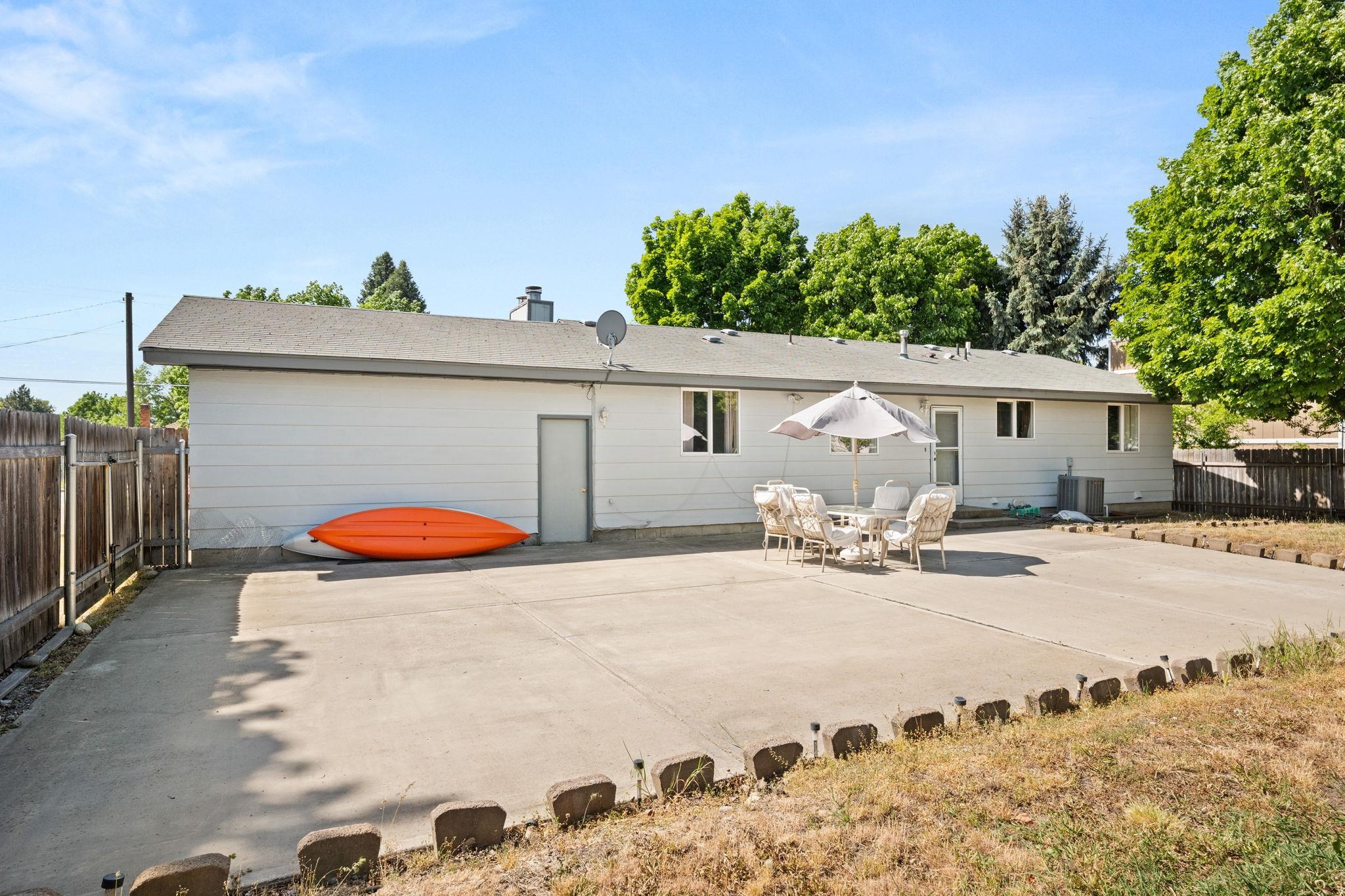 14517 E Broadway Ave - Photo 27