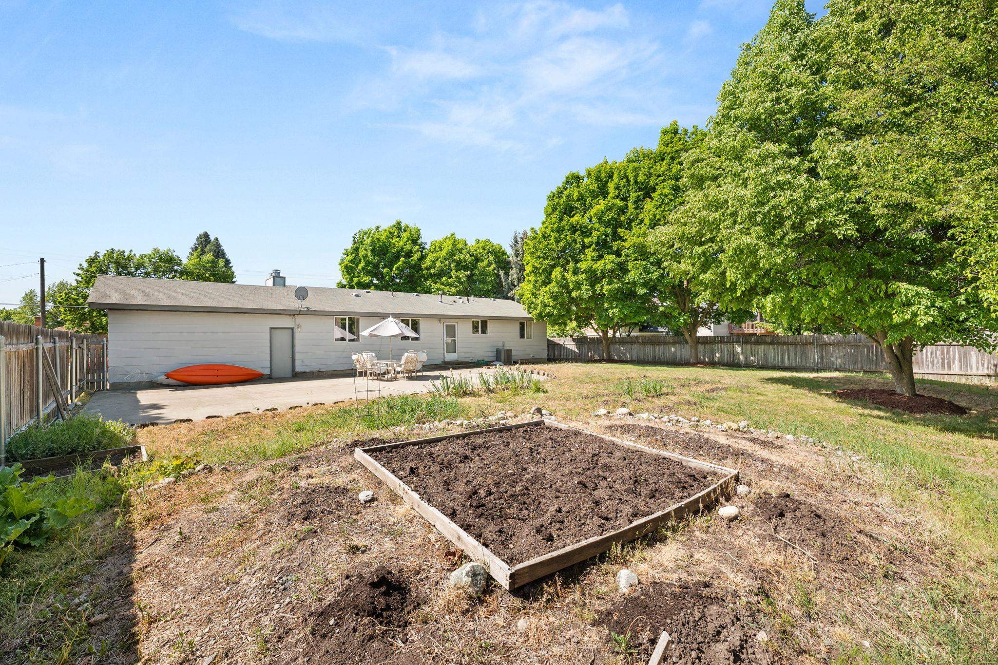 14517 E Broadway Ave - Photo 29