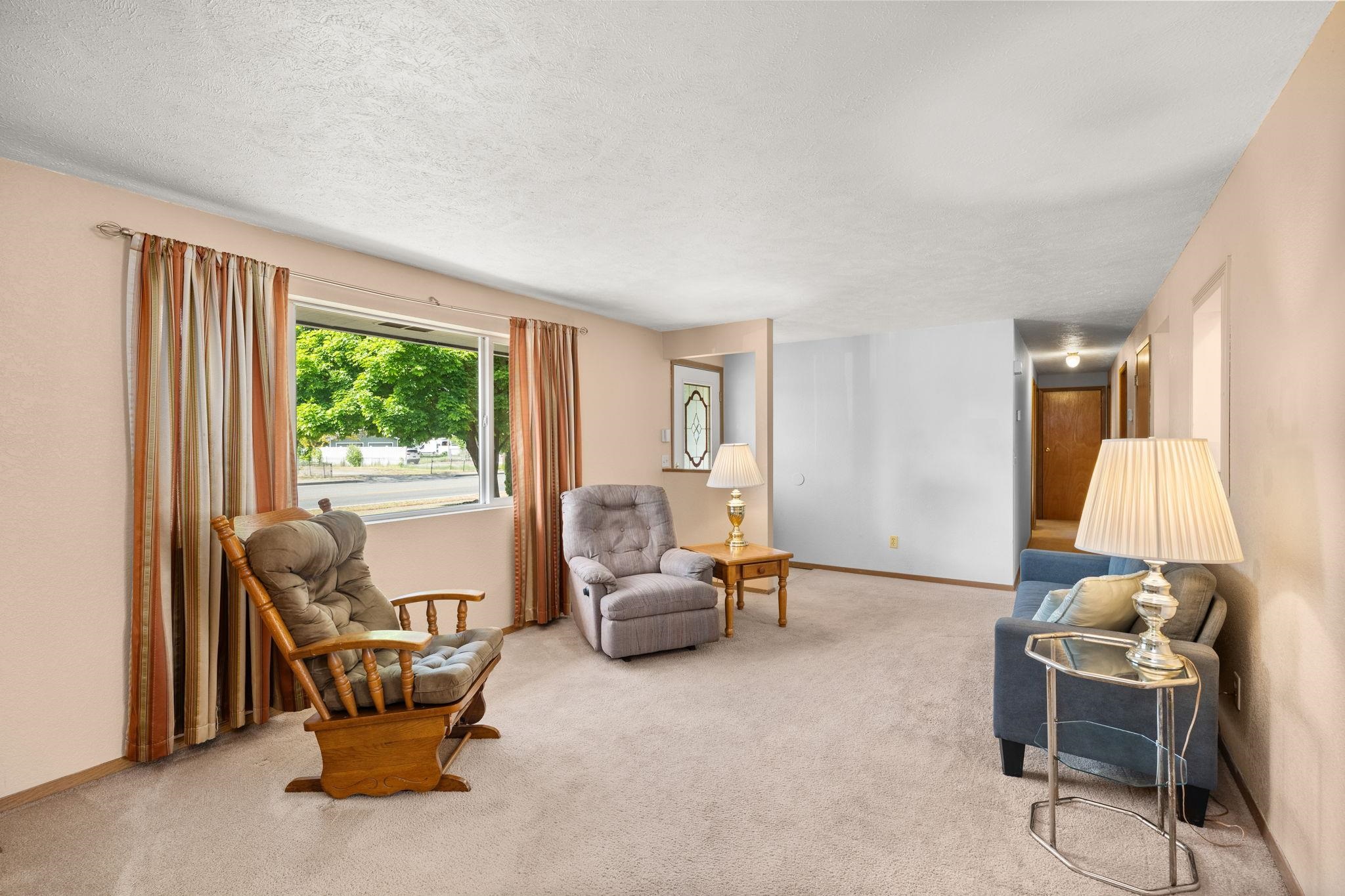 14517 E Broadway Ave - Photo 4