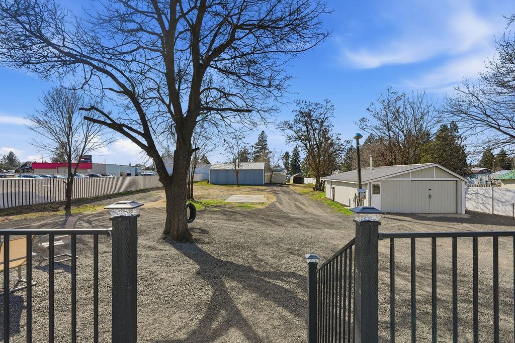 6307 N Regal St - Photo 34