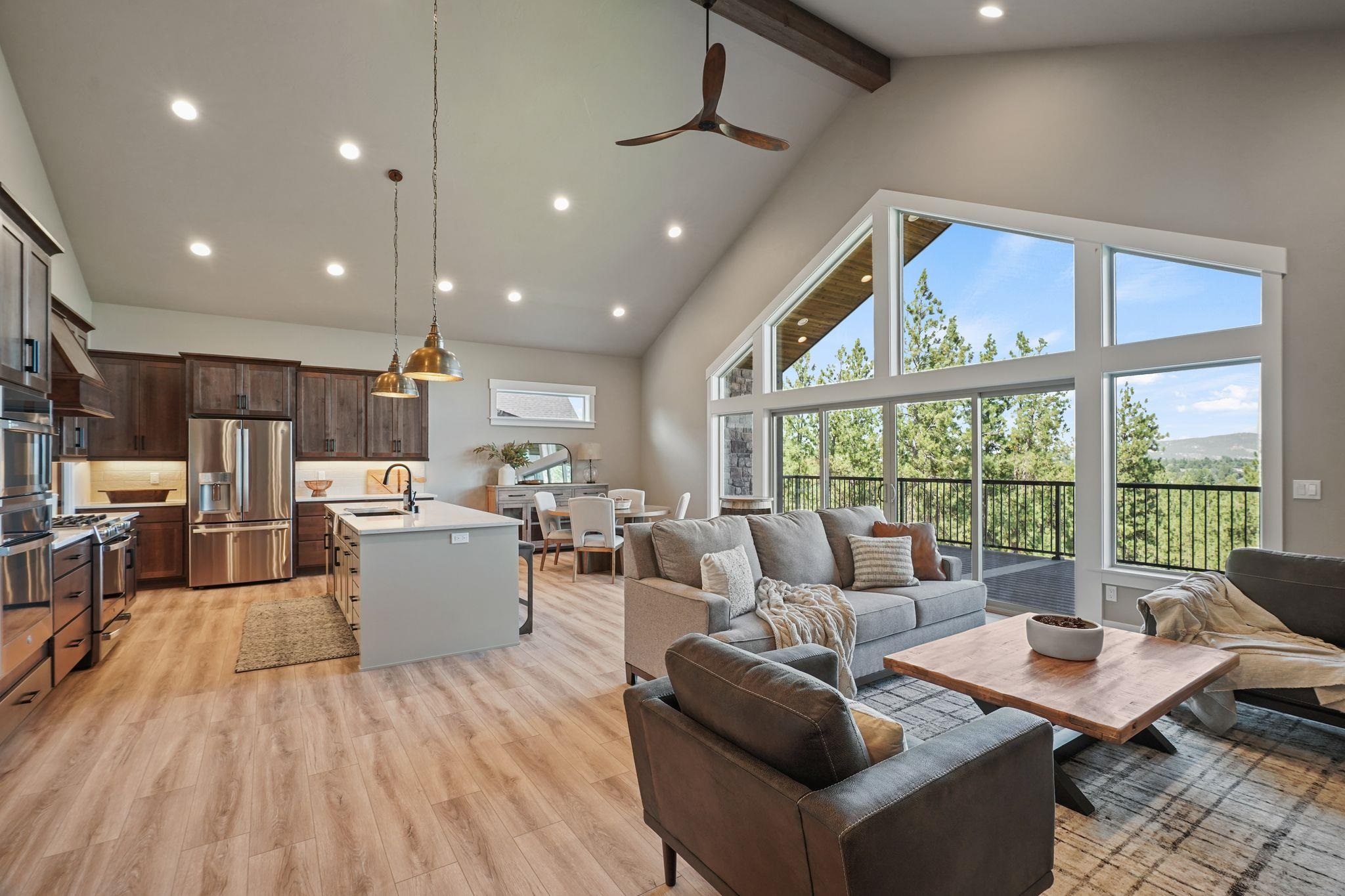 14303 E 39th Ln - Photo 3