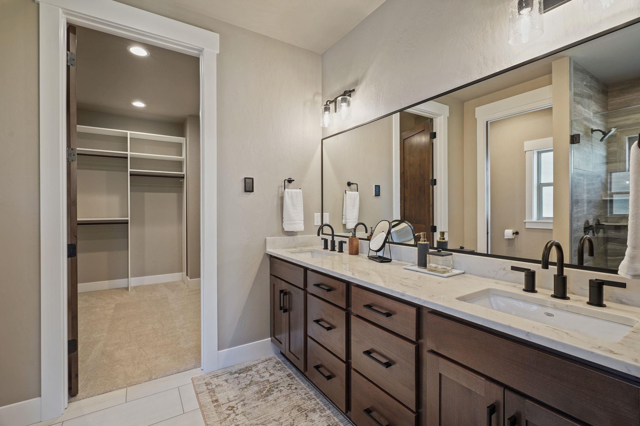 14303 E 39th Ln - Photo 21