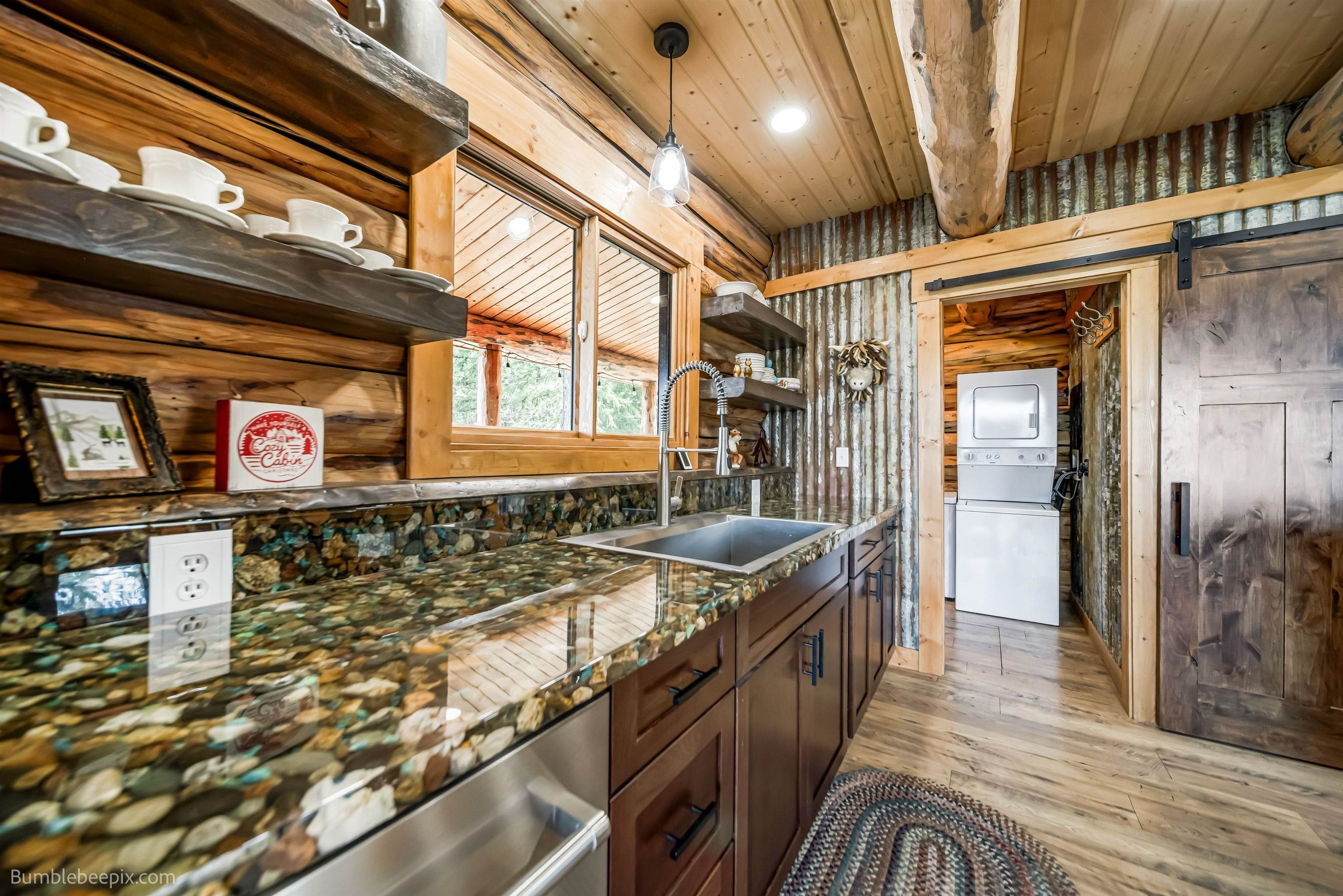 325 Castle Rock Dr - Photo 19