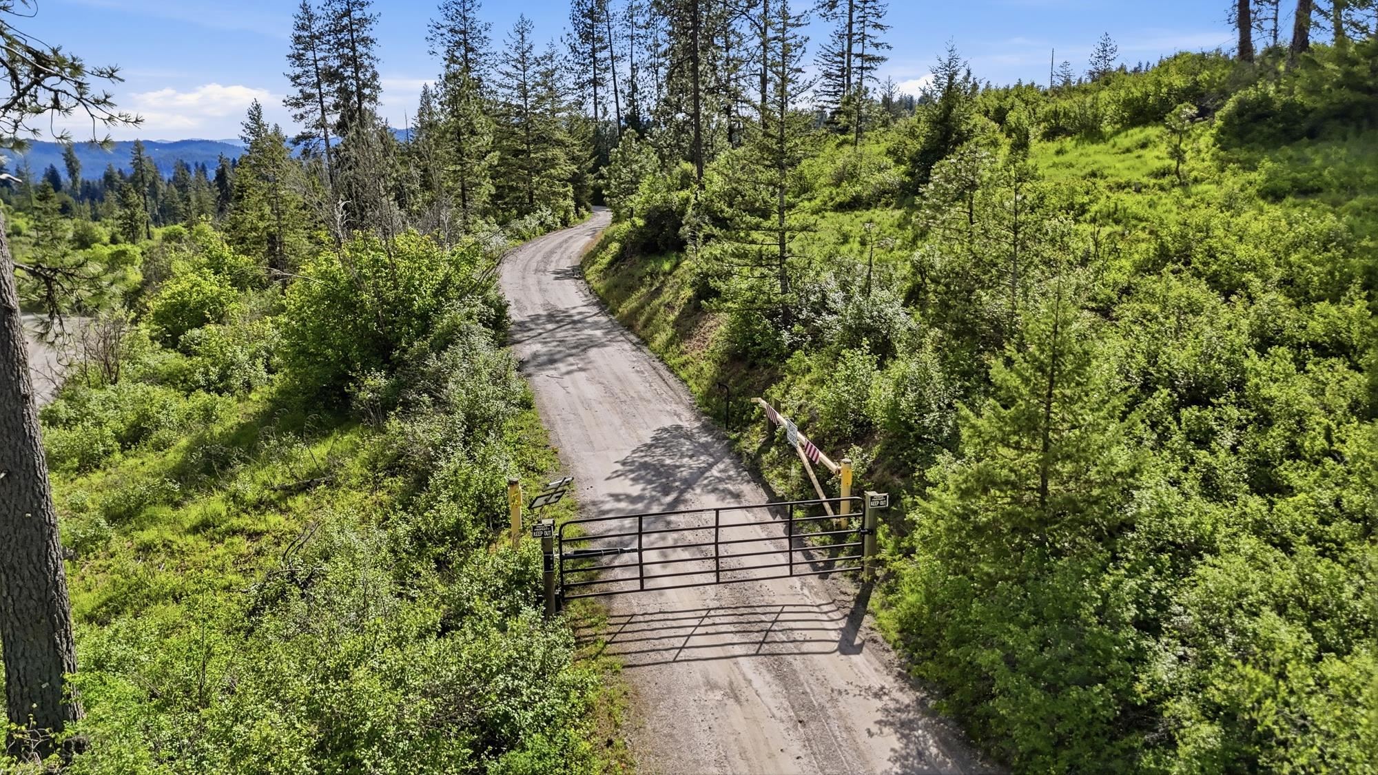 15727 N Koth Rd - Photo 1