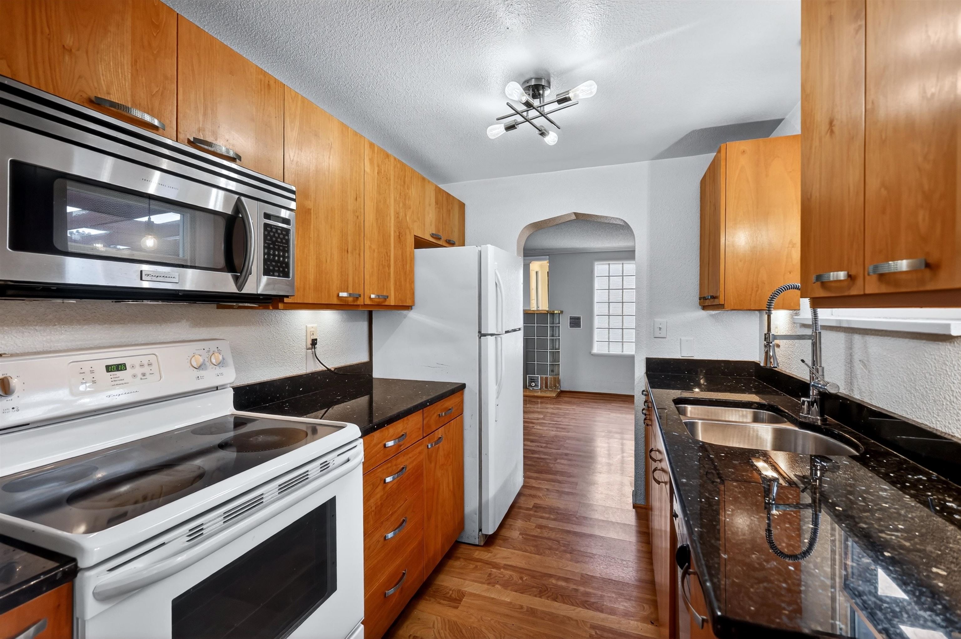 2921 N Locust Rd - Photo 13