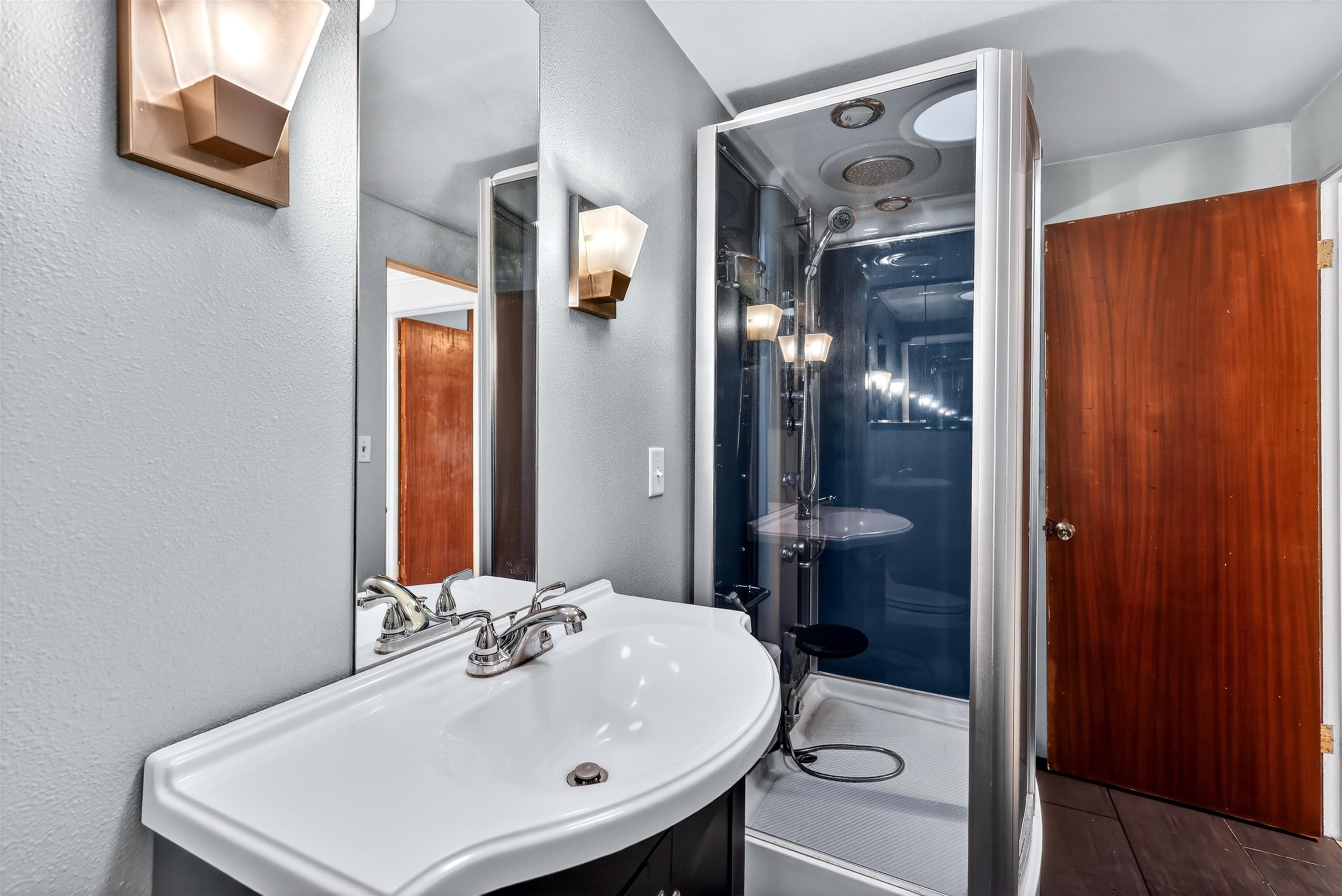 2921 N Locust Rd - Photo 18