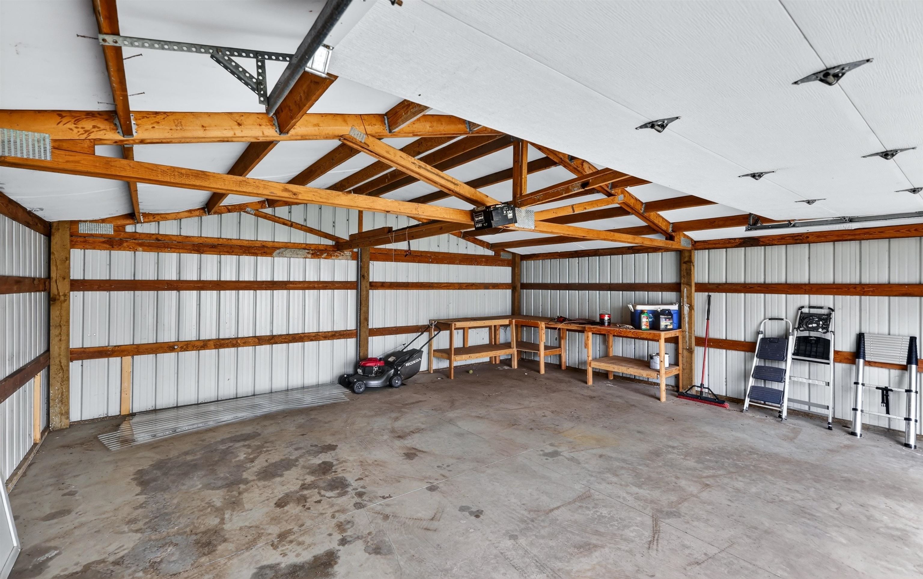 2921 N Locust Rd - Photo 5