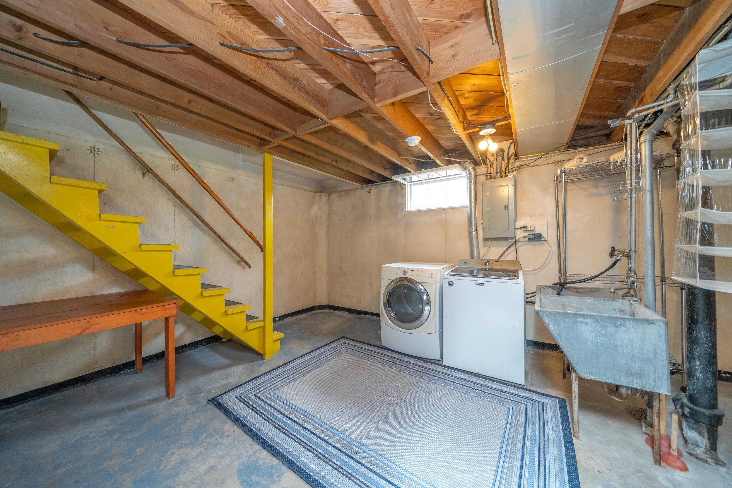 211 E Hoffman Ave - Photo 27