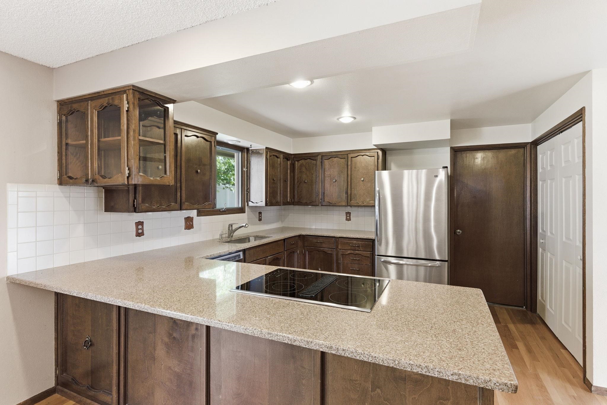 5207 S Dearborn Dr - Photo 3