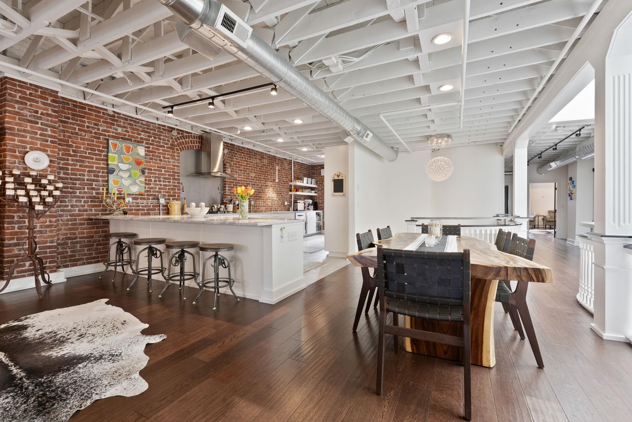 401 W 1st Ave - Photo 13