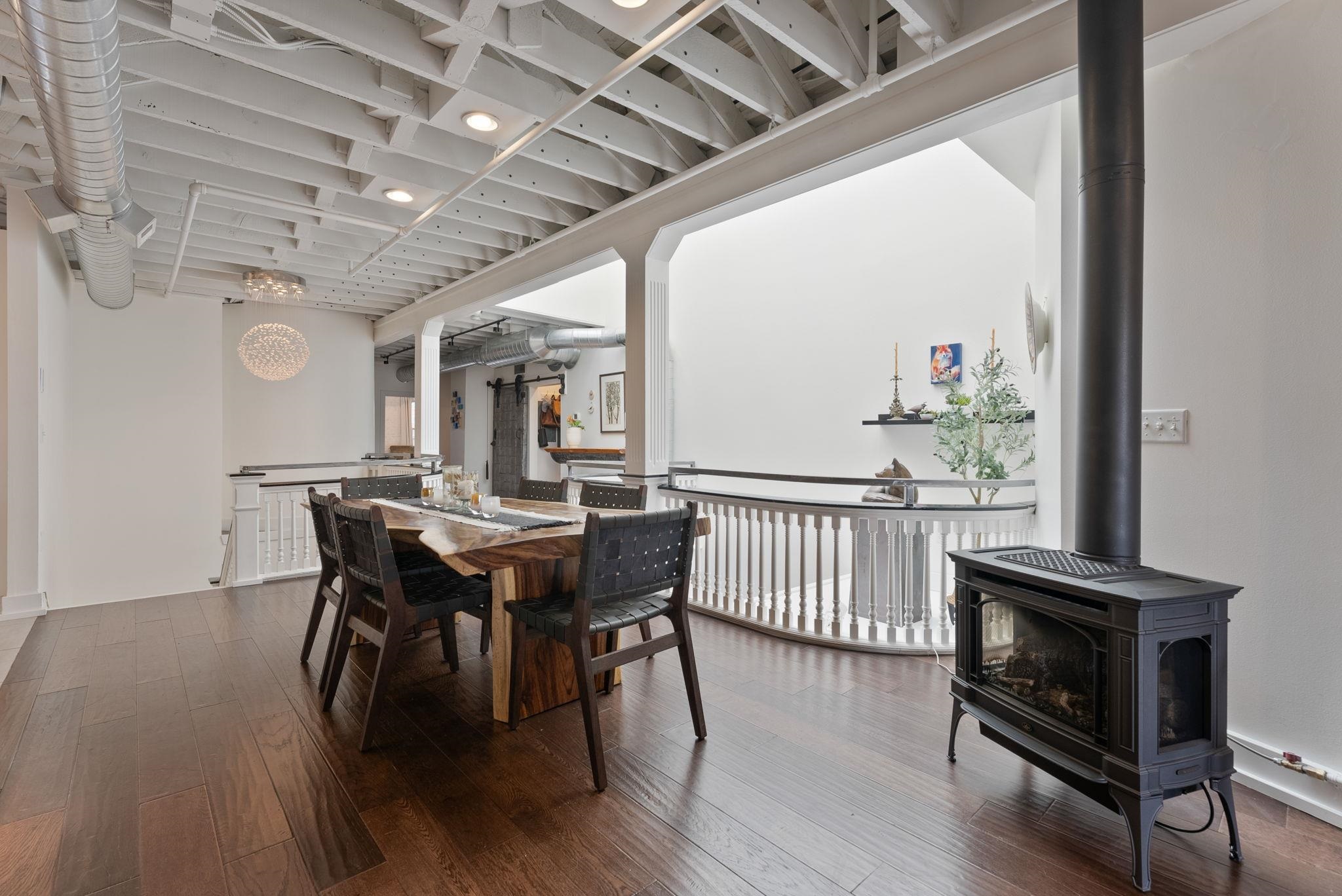 401 W 1st Ave - Photo 14