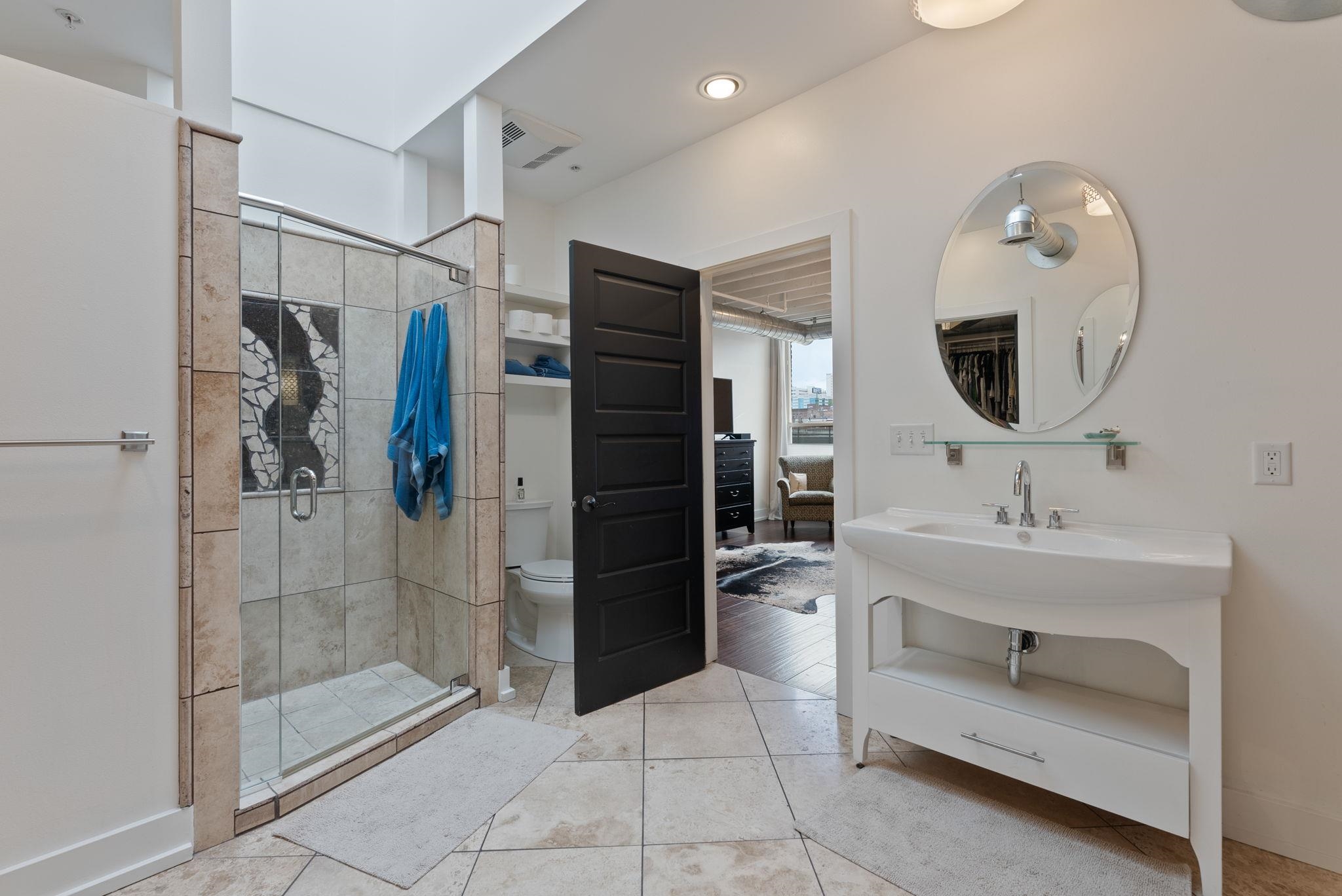 401 W 1st Ave - Photo 17