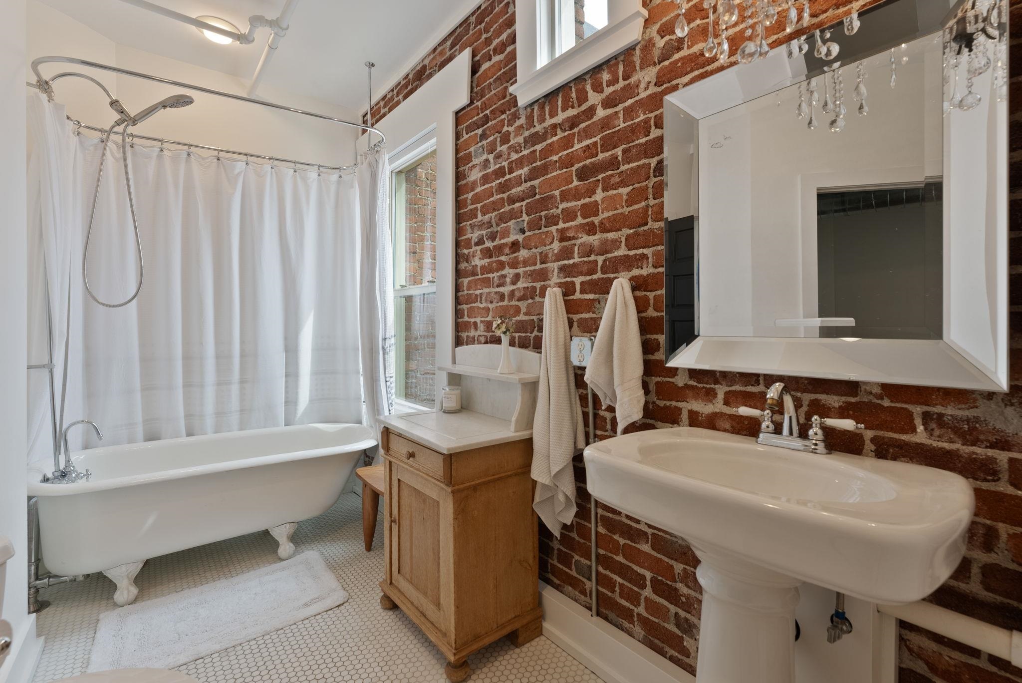 401 W 1st Ave - Photo 23