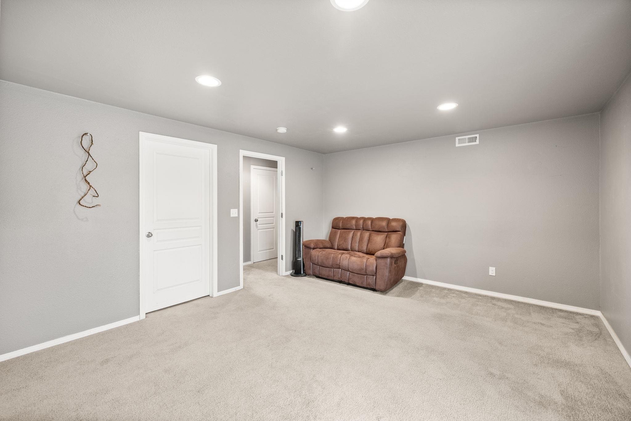 12417 W Pacific Ct - Photo 17