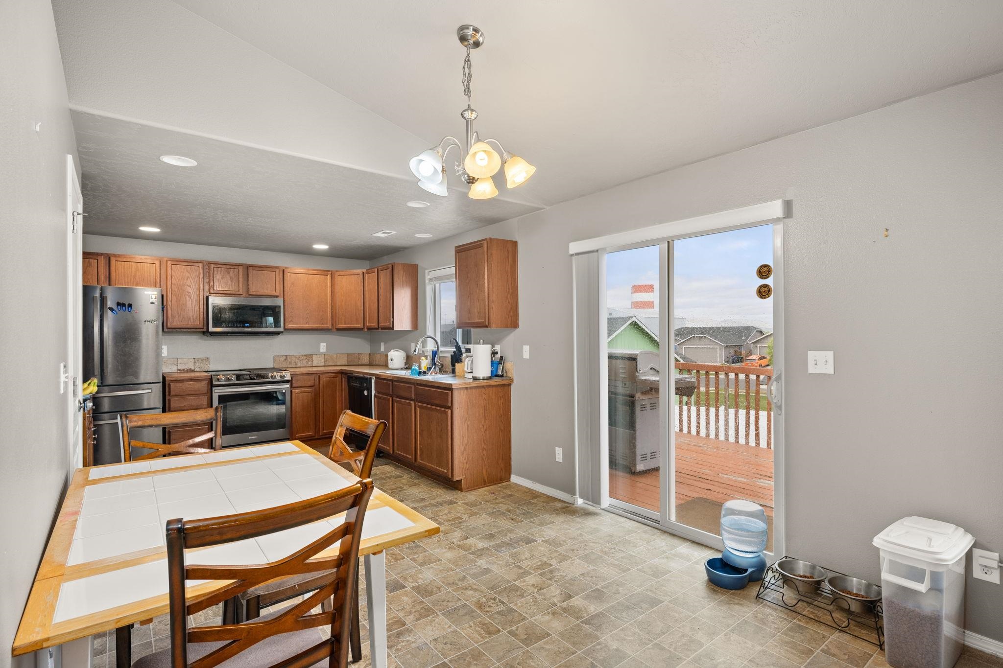 12417 W Pacific Ct - Photo 4